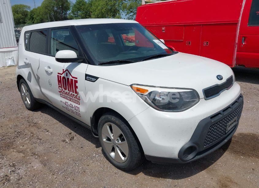 2016 Kia Soul (VIN KNDJN2A29G7283274) main photo