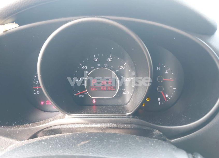 Photo 7 of 2016 Kia Soul (VIN KNDJN2A29G7316922)