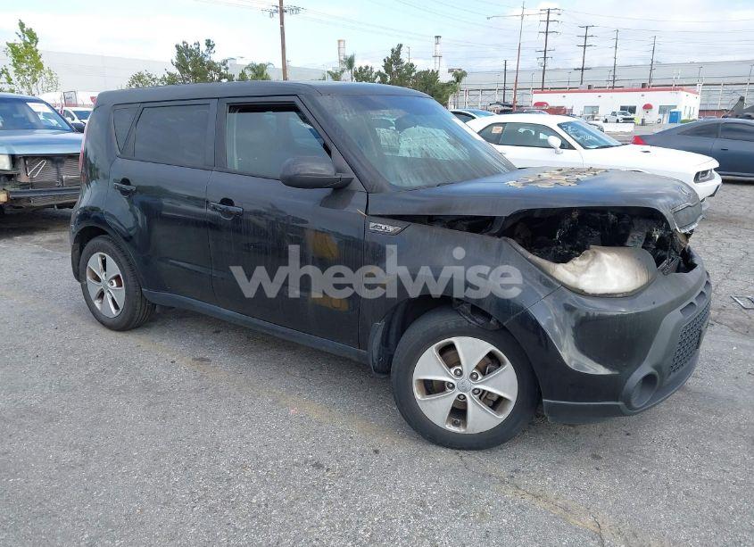 2016 Kia Soul (VIN KNDJN2A29G7387537) main photo