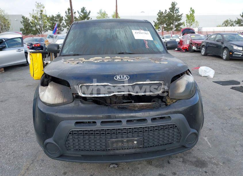 Photo 6 of 2016 Kia Soul (VIN KNDJN2A29G7387537)