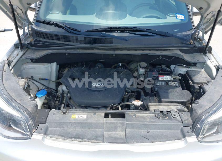 Photo 10 of 2016 Kia Soul (VIN KNDJN2A29G7851698)