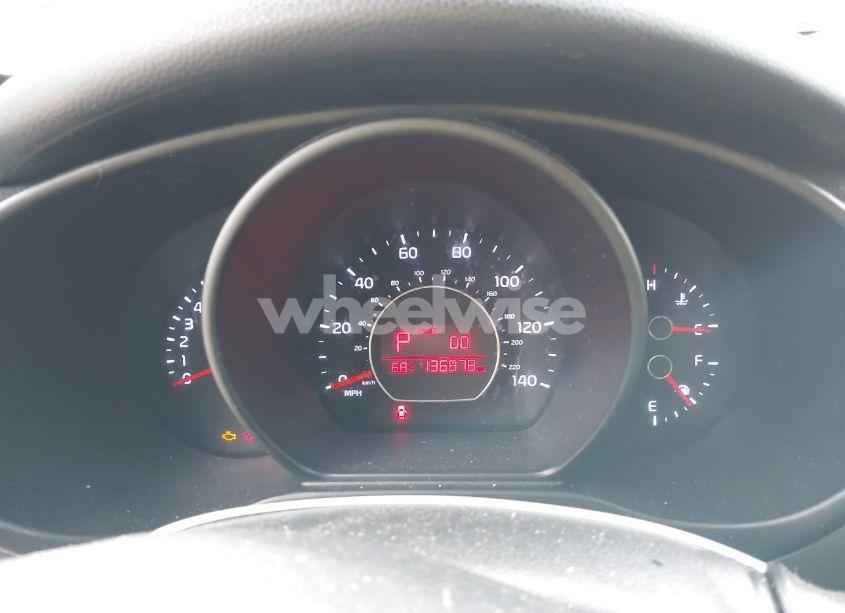 Photo 7 of 2017 Kia Soul (VIN KNDJN2A29H7439010)