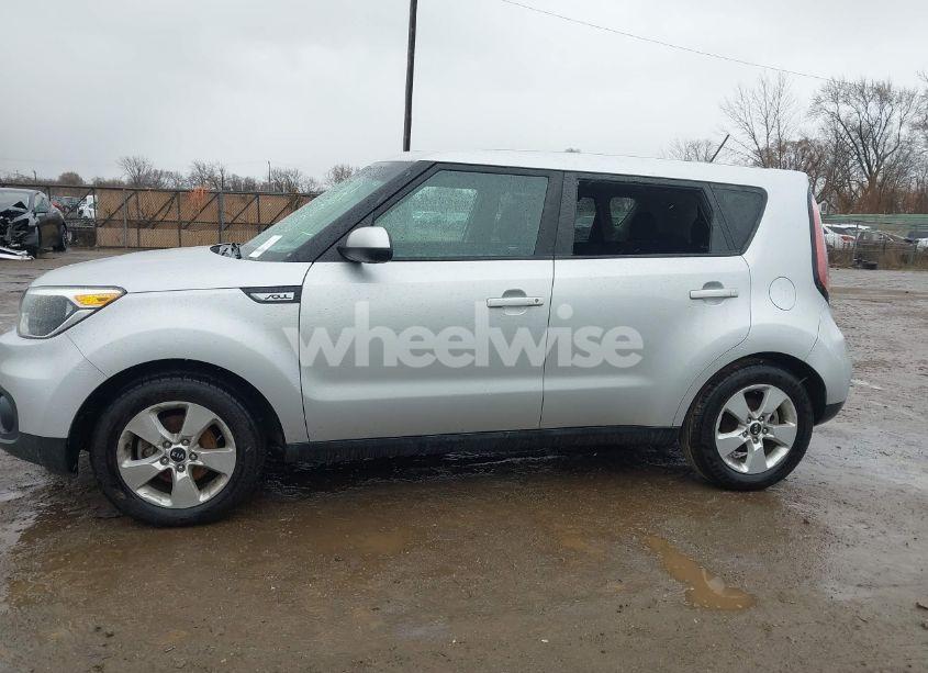 Photo 13 of 2017 Kia Soul (VIN KNDJN2A29H7460200)