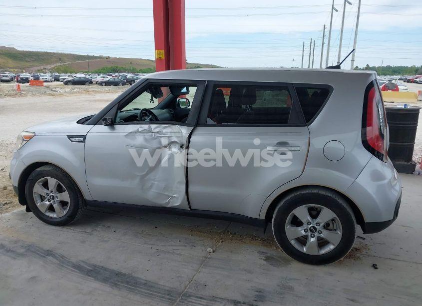 Photo 15 of 2017 Kia Soul (VIN KNDJN2A29H7493925)