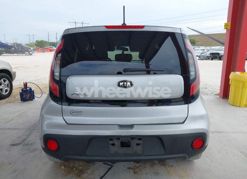 Photo 17 of 2017 Kia Soul (VIN KNDJN2A29H7493925)