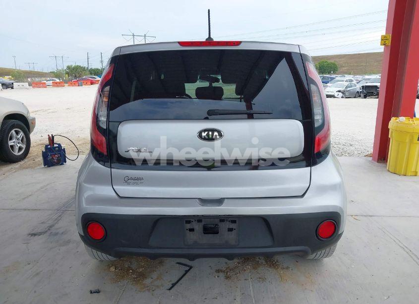 Photo 19 of 2017 Kia Soul (VIN KNDJN2A29H7493925)