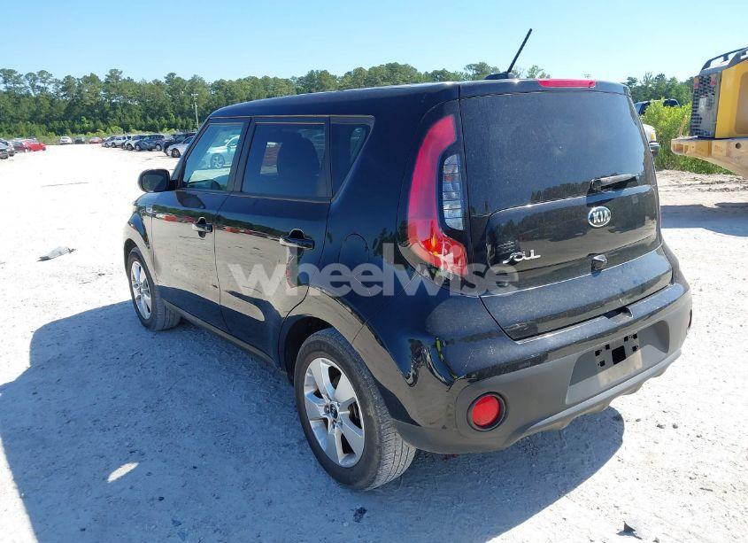 Photo 3 of 2019 Kia Soul (VIN KNDJN2A29K7017178)