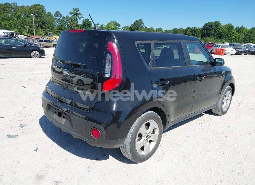 Photo 4 of 2019 Kia Soul (VIN KNDJN2A29K7017178)