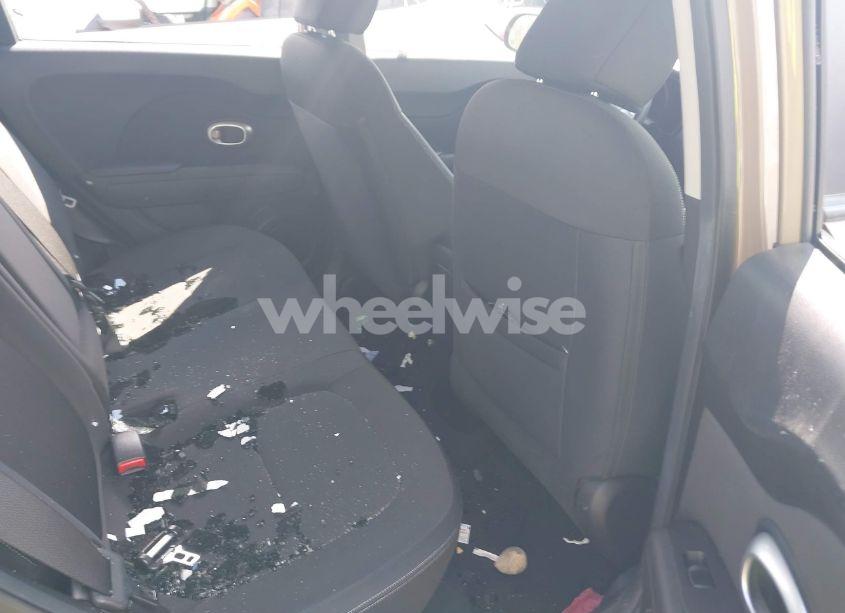 Photo 8 of 2014 Kia Soul (VIN KNDJN2A2XE7055359)