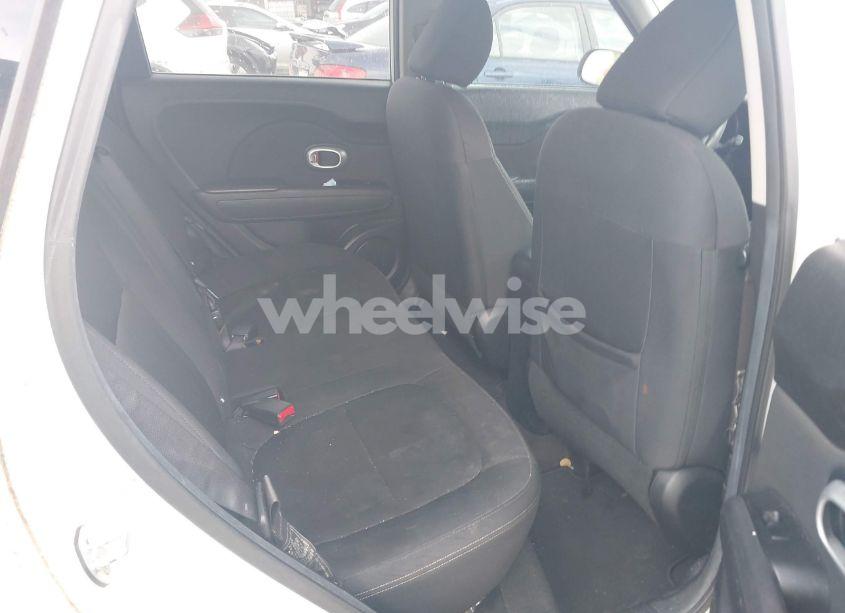 Photo 8 of 2014 Kia Soul (VIN KNDJN2A2XE7076177)