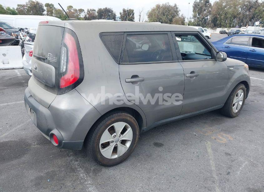 Photo 4 of 2014 Kia Soul (VIN KNDJN2A2XE7098471)