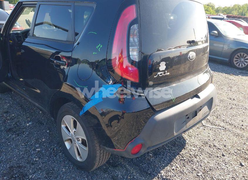Photo 6 of 2015 Kia Soul (VIN KNDJN2A2XF7170089)