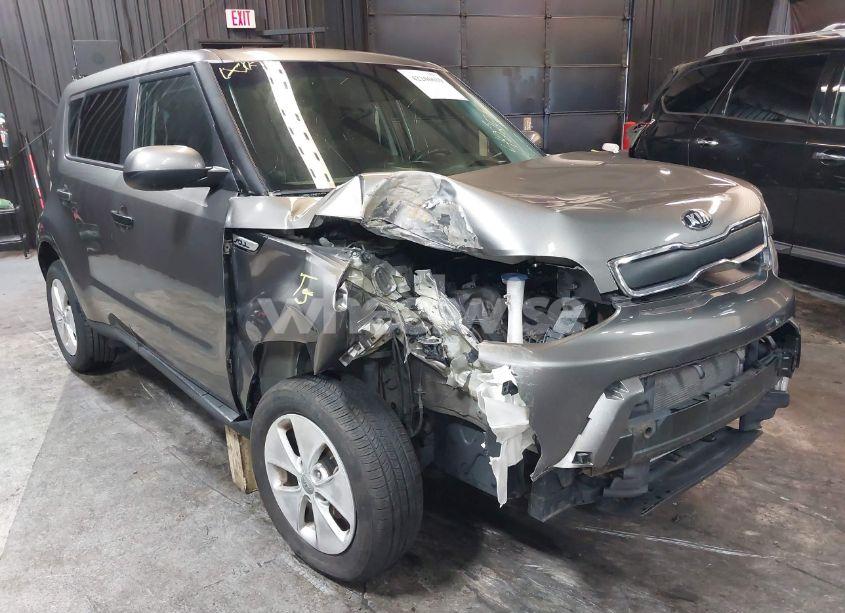 Photo 6 of 2015 Kia Soul (VIN KNDJN2A2XF7236611)