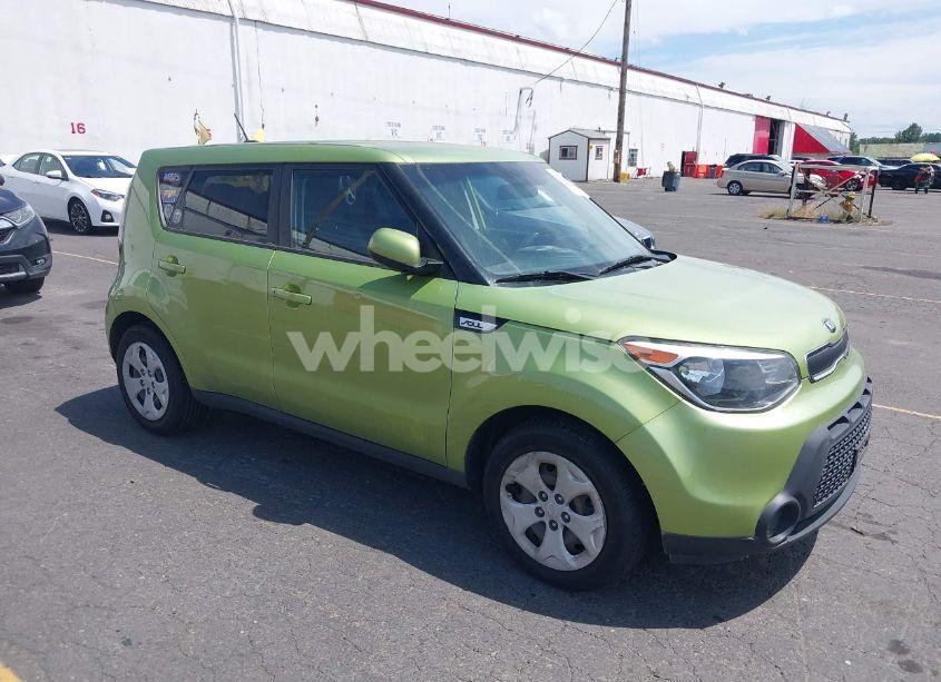 2015 Kia Soul (VIN KNDJN2A2XF7758333) main photo