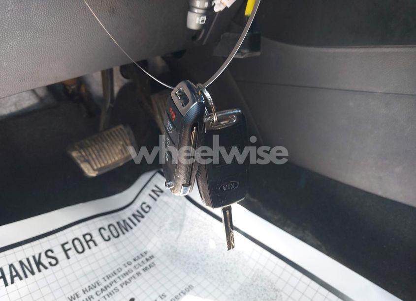 Photo 11 of 2015 Kia Soul ! (VIN KNDJN2A2XF7783023)