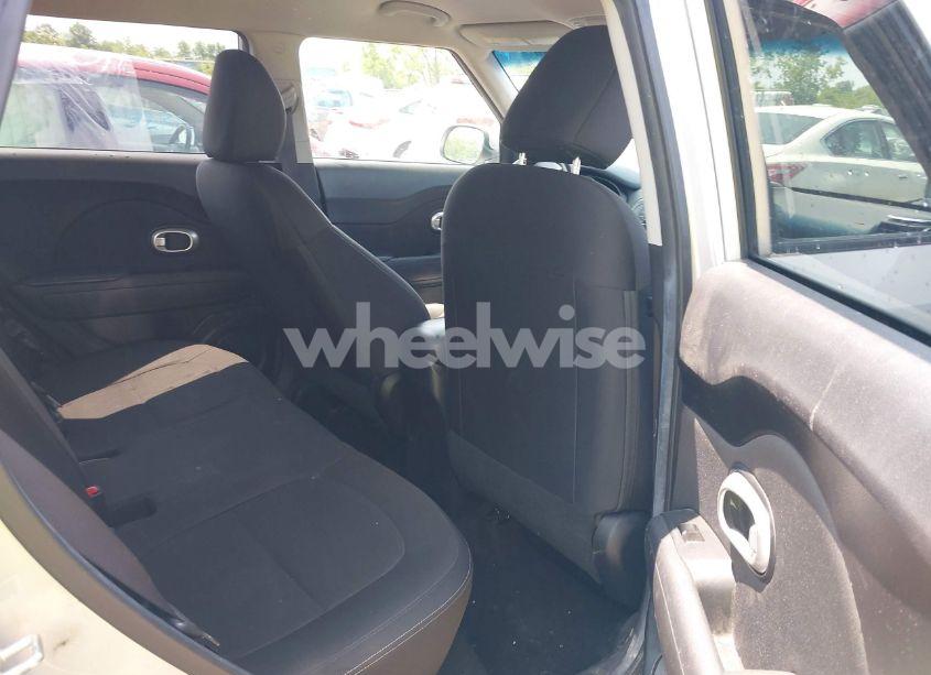Photo 8 of 2015 Kia Soul ! (VIN KNDJN2A2XF7783023)