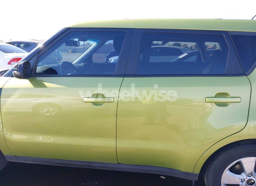 Photo 14 of 2017 Kia Soul (VIN KNDJN2A2XH7887627)