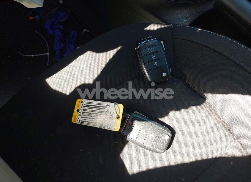 Photo 11 of 2019 Kia Soul (VIN KNDJN2A2XK7643435)