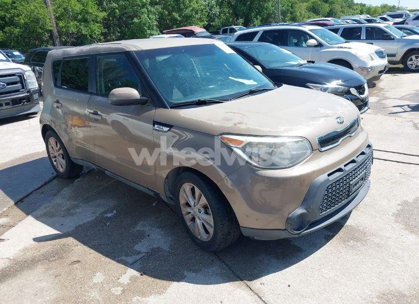 2015 Kia Soul + (VIN KNDJP3A50F7150833) main photo