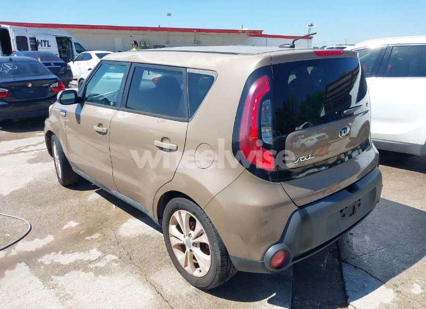 Photo 3 of 2015 Kia Soul + (VIN KNDJP3A50F7150833)