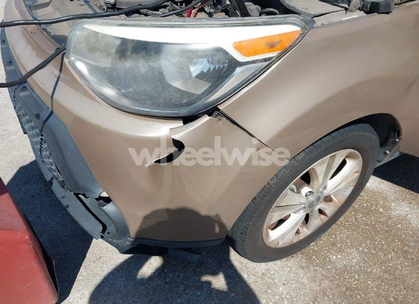 Photo 6 of 2015 Kia Soul + (VIN KNDJP3A50F7150833)