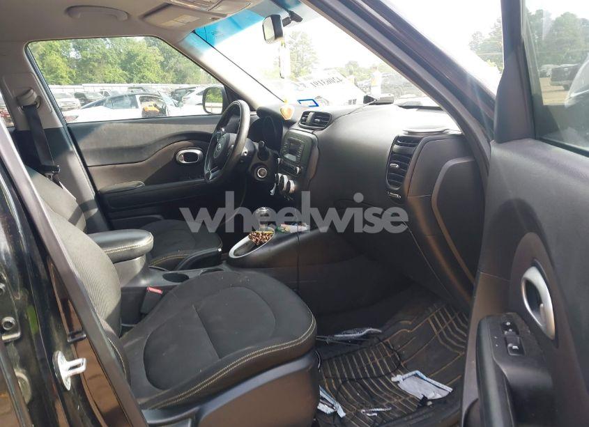 Photo 5 of 2015 Kia Soul + (VIN KNDJP3A50F7166630)