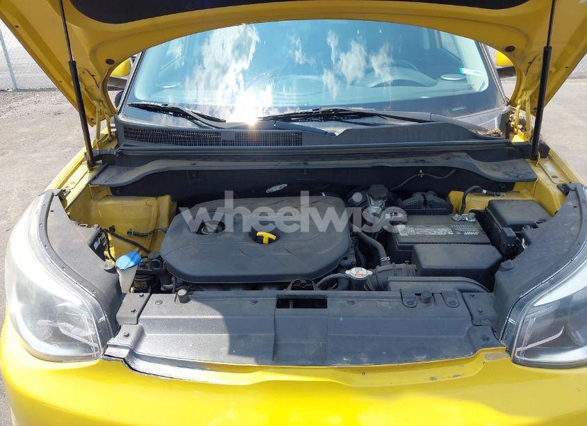 Photo 10 of 2015 Kia Soul + (VIN KNDJP3A50F7187316)