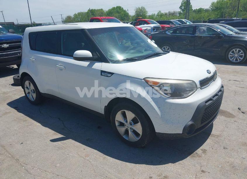 2015 Kia Soul + (VIN KNDJP3A50F7190913) main photo