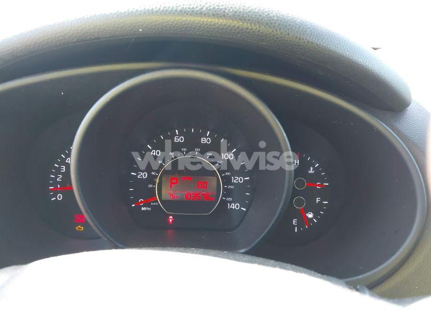 Photo 7 of 2015 Kia Soul + (VIN KNDJP3A50F7787947)