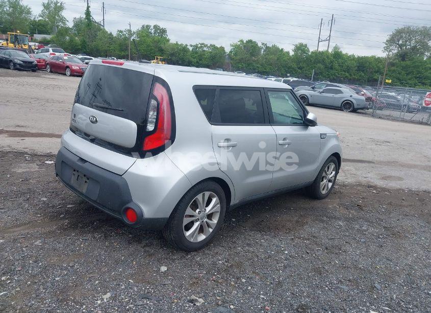 Photo 4 of 2015 Kia Soul + (VIN KNDJP3A50F7814113)