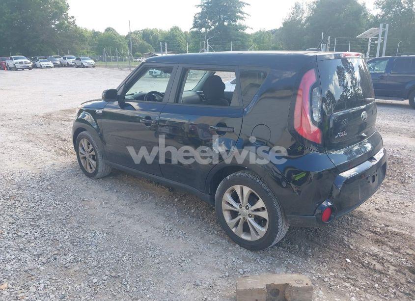 Photo 3 of 2016 Kia Soul + (VIN KNDJP3A50G7277440)