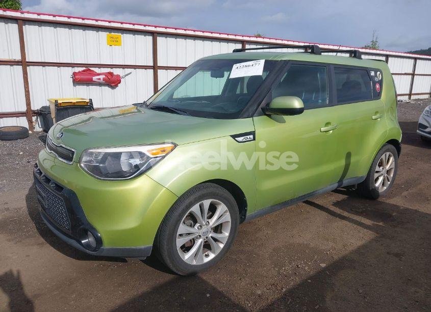 Photo 2 of 2016 Kia Soul + (VIN KNDJP3A50G7846531)