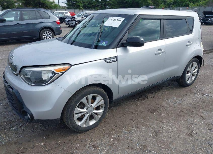 2016 Kia Soul + (VIN KNDJP3A50G7867511) main photo
