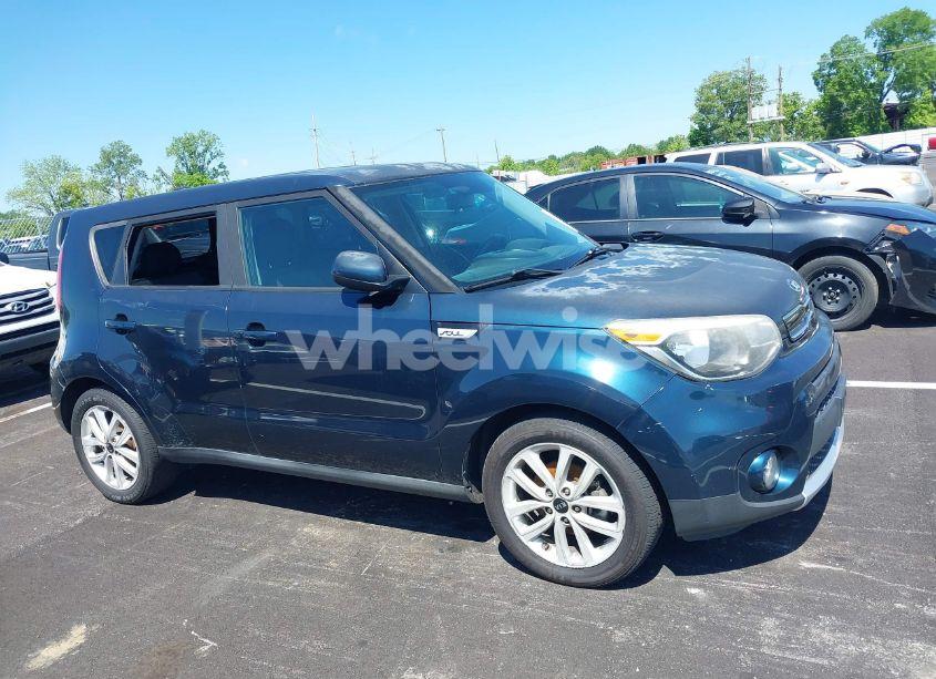 Photo 13 of 2017 Kia Soul + (VIN KNDJP3A50H7474979)
