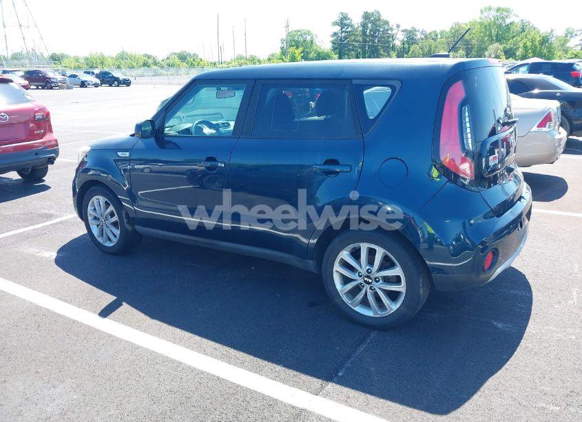 Photo 14 of 2017 Kia Soul + (VIN KNDJP3A50H7474979)
