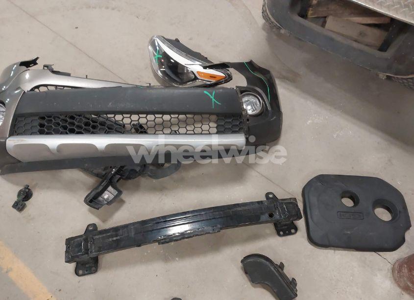 Photo 12 of 2018 Kia Soul + (VIN KNDJP3A50J7538671)