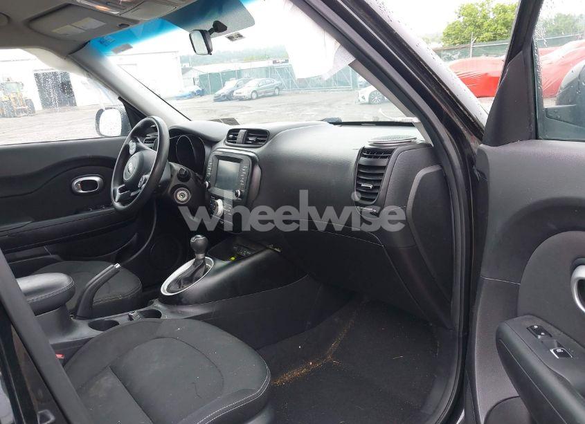 Photo 5 of 2019 Kia Soul + (VIN KNDJP3A50K7918465)