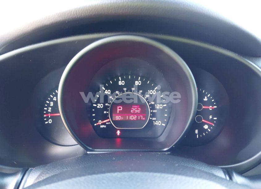 Photo 7 of 2014 Kia Soul + (VIN KNDJP3A51E7028755)