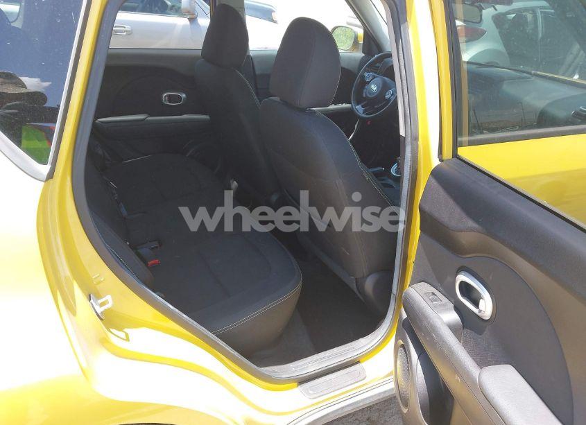 Photo 8 of 2014 Kia Soul + (VIN KNDJP3A51E7070438)