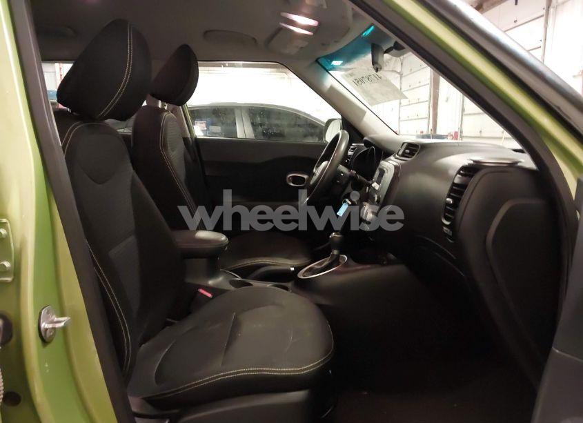 Photo 5 of 2014 Kia Soul + (VIN KNDJP3A51E7706436)