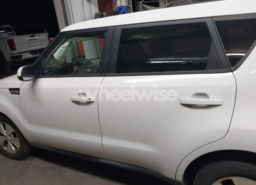 Photo 14 of 2015 Kia Soul + (VIN KNDJP3A51F7187969)