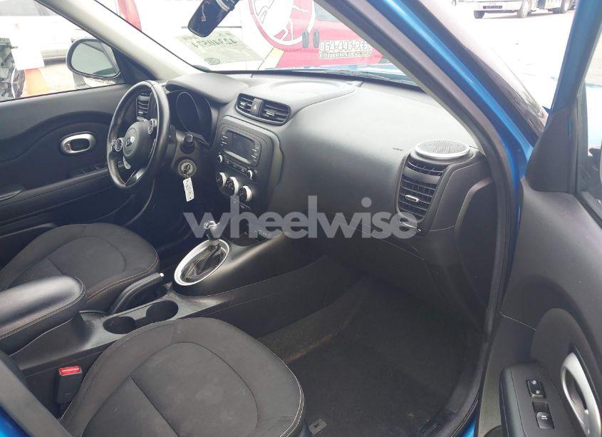 Photo 5 of 2016 Kia Soul + (VIN KNDJP3A51G7298958)