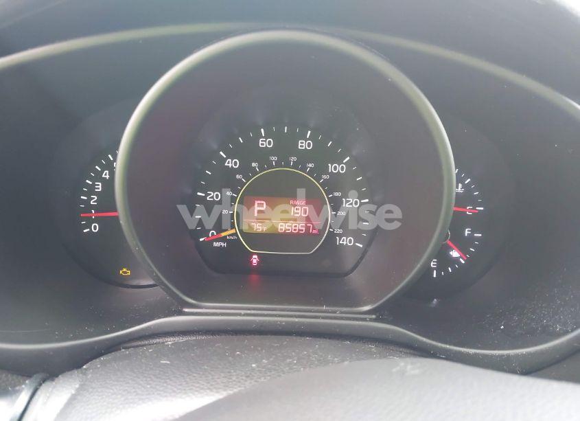 Photo 7 of 2016 Kia Soul + (VIN KNDJP3A51G7298958)