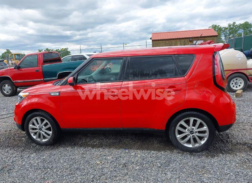 Photo 14 of 2017 Kia Soul + (VIN KNDJP3A51H7455647)