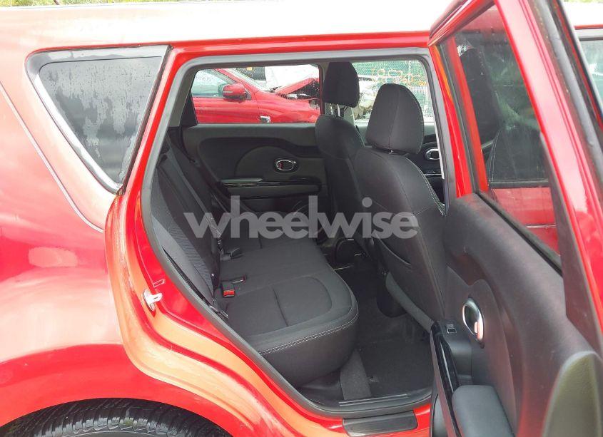 Photo 8 of 2017 Kia Soul + (VIN KNDJP3A51H7455647)