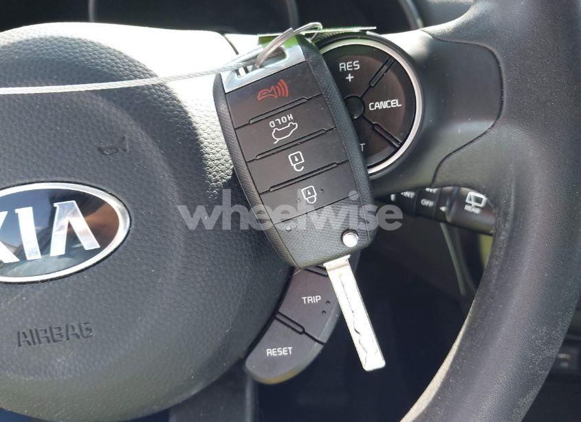 Photo 11 of 2018 Kia Soul + (VIN KNDJP3A51J7527467)