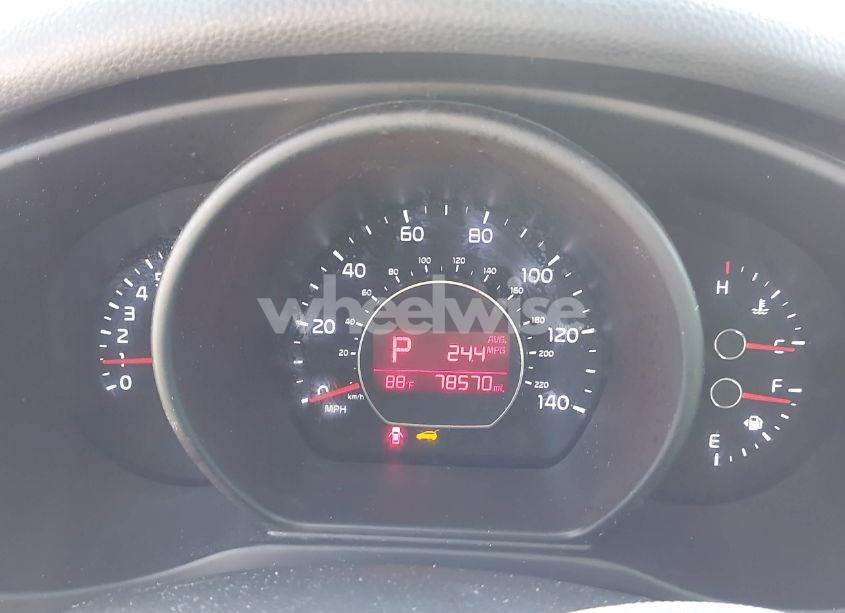 Photo 7 of 2018 Kia Soul + (VIN KNDJP3A51J7527467)