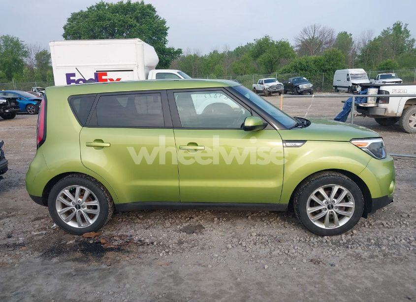 Photo 13 of 2018 Kia Soul + (VIN KNDJP3A51J7896250)