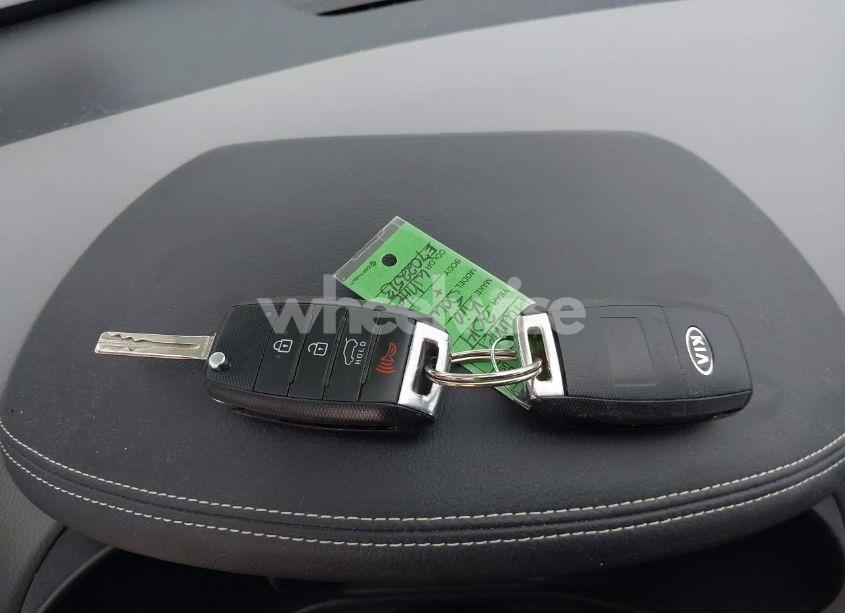 Photo 11 of 2014 Kia Soul + (VIN KNDJP3A52E7022513)