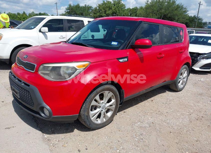 Photo 2 of 2015 Kia Soul + (VIN KNDJP3A52F7812315)